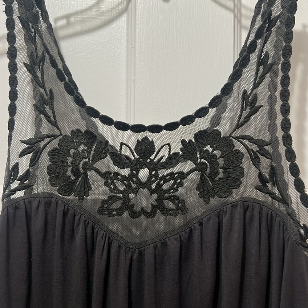Black American Eagle Lace Tank - Picture 2 of 11